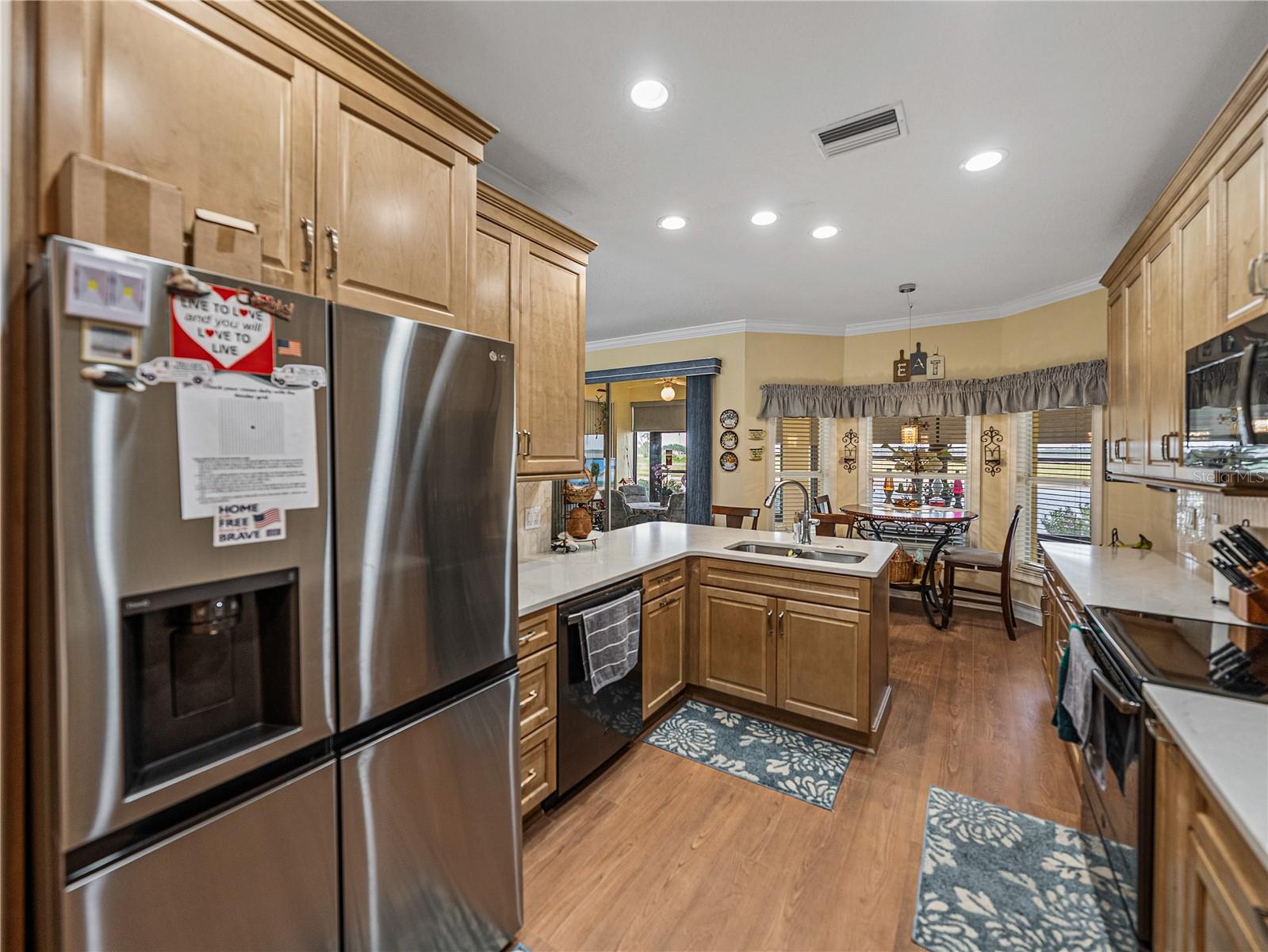 Image 37 of 95 For 4081 Dunmore Drive