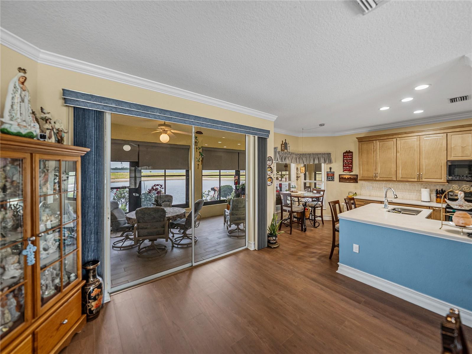 Image 38 of 95 For 4081 Dunmore Drive