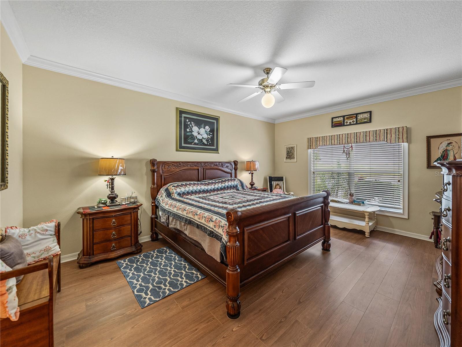 Image 40 of 95 For 4081 Dunmore Drive