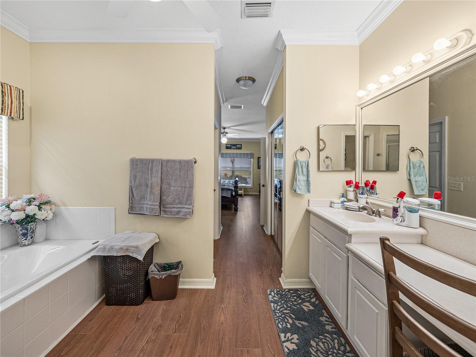 Image 49 of 95 For 4081 Dunmore Drive