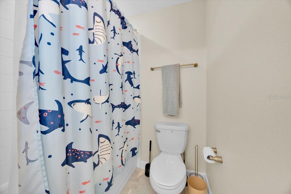 Image 22 of 39 For 3853 Cortland Drive