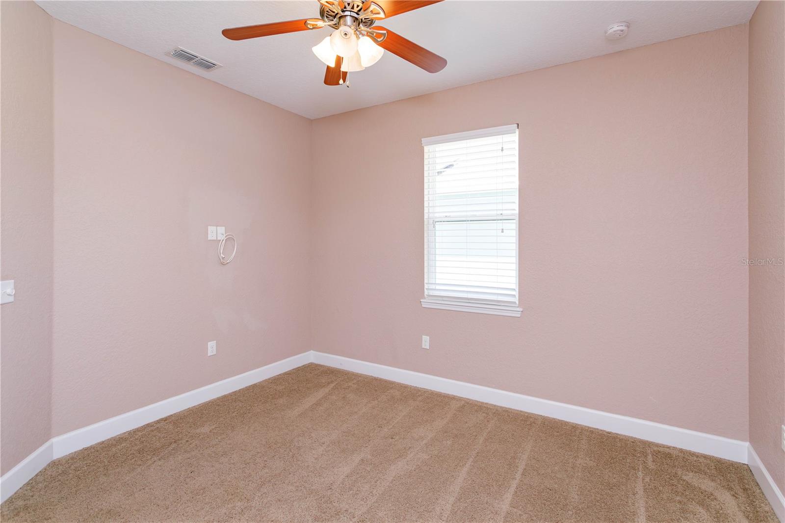 Image 19 of 25 For 135 Eloise Oaks Drive