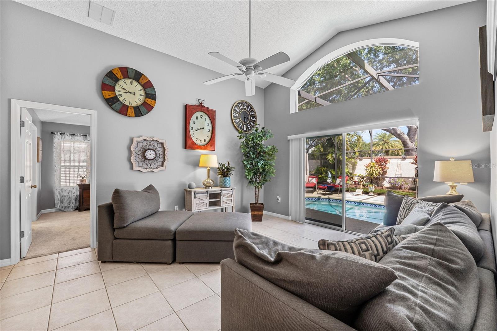 Image 17 of 40 For 1357 Rebecca Drive