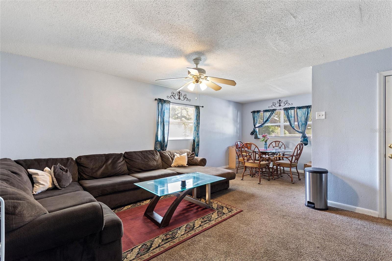 Image 10 of 39 For 825 Augusta Street