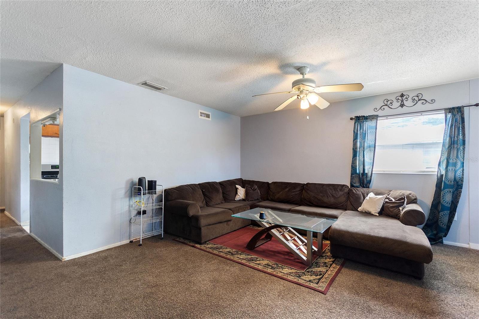 Image 9 of 39 For 825 Augusta Street