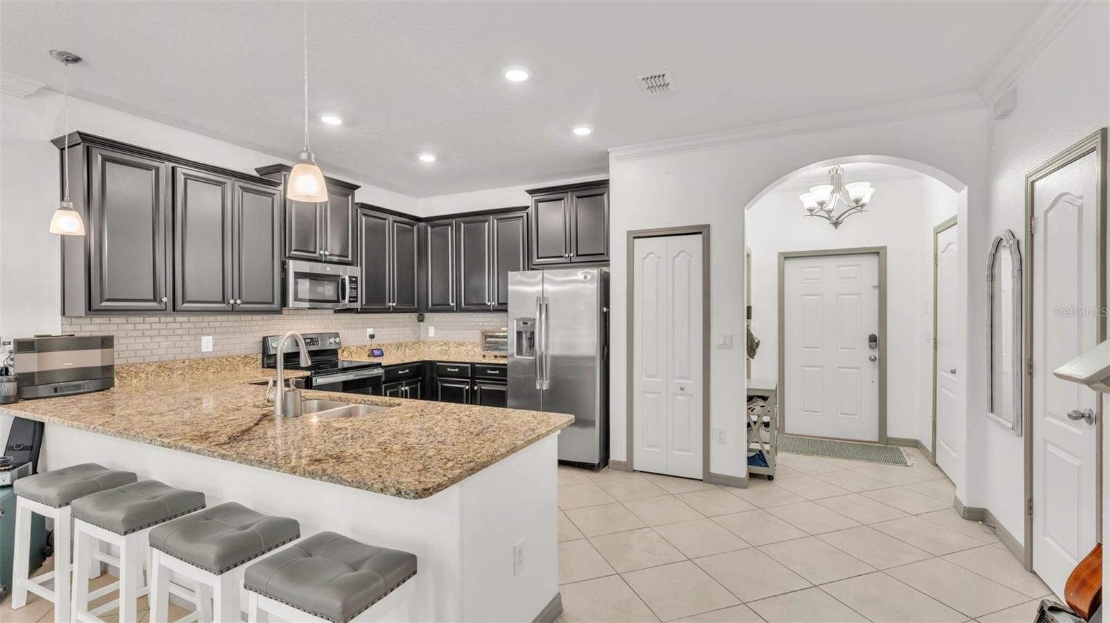 Image 7 of 39 For 6343 Torrington Circle
