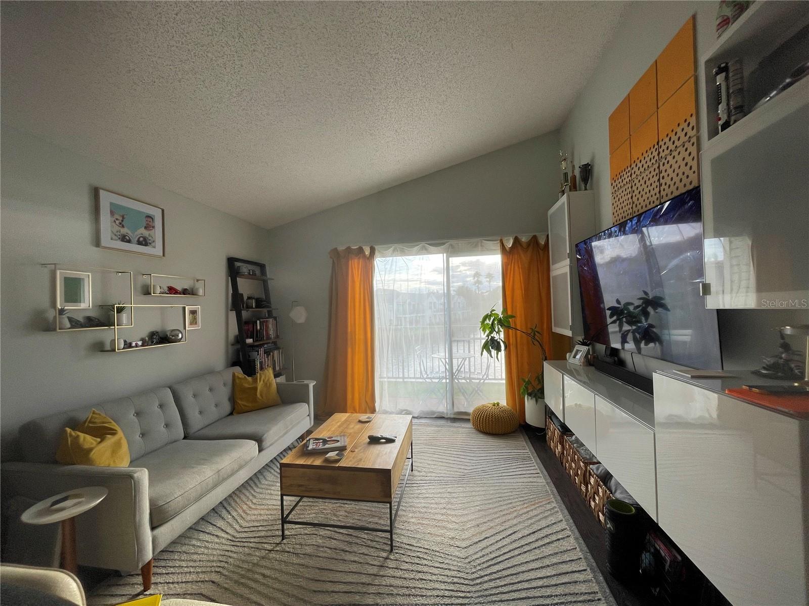 Image 10 of 26 For 2516 Woodgate Boulevard 205