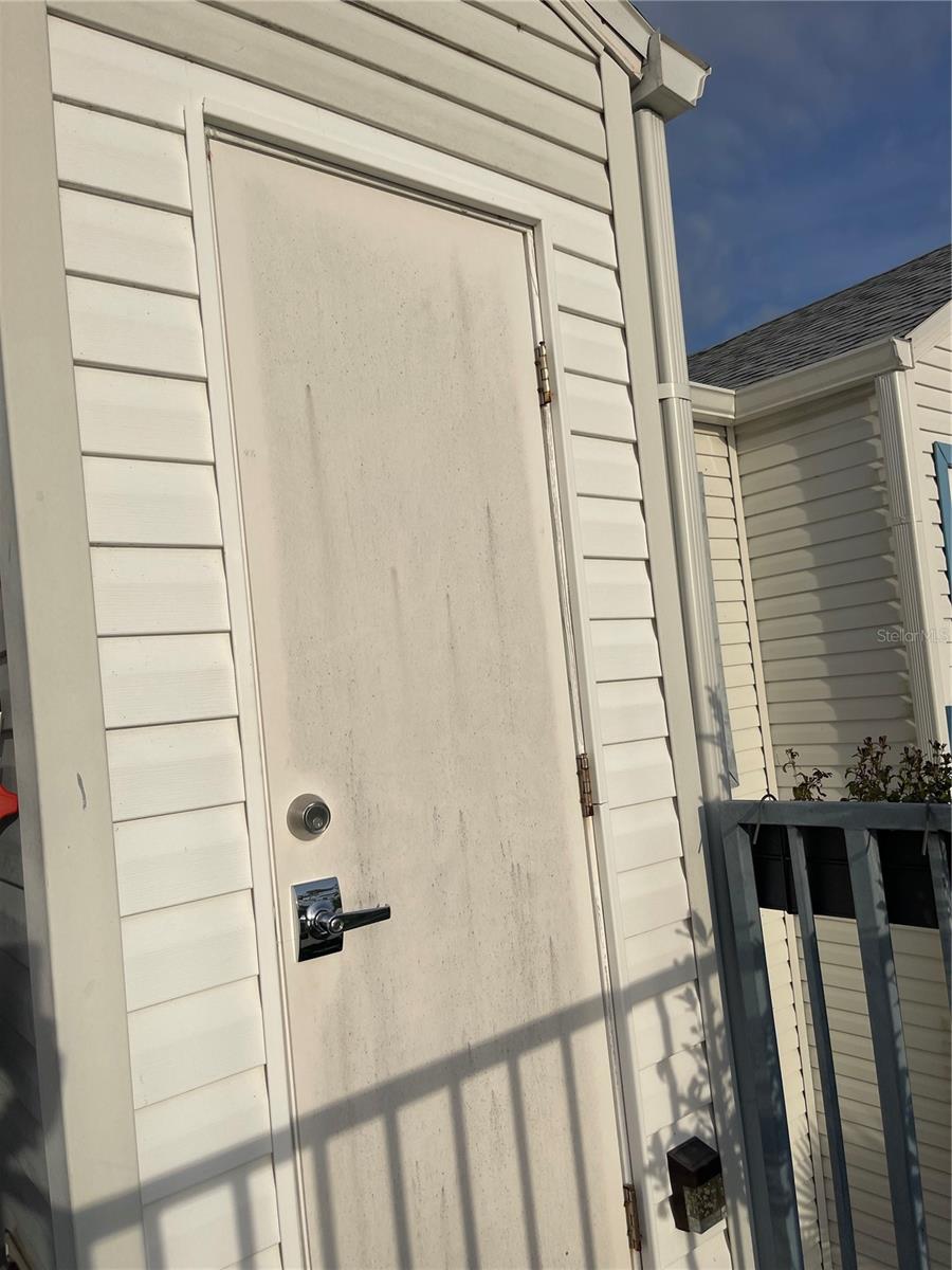 Image 21 of 26 For 2516 Woodgate Boulevard 205