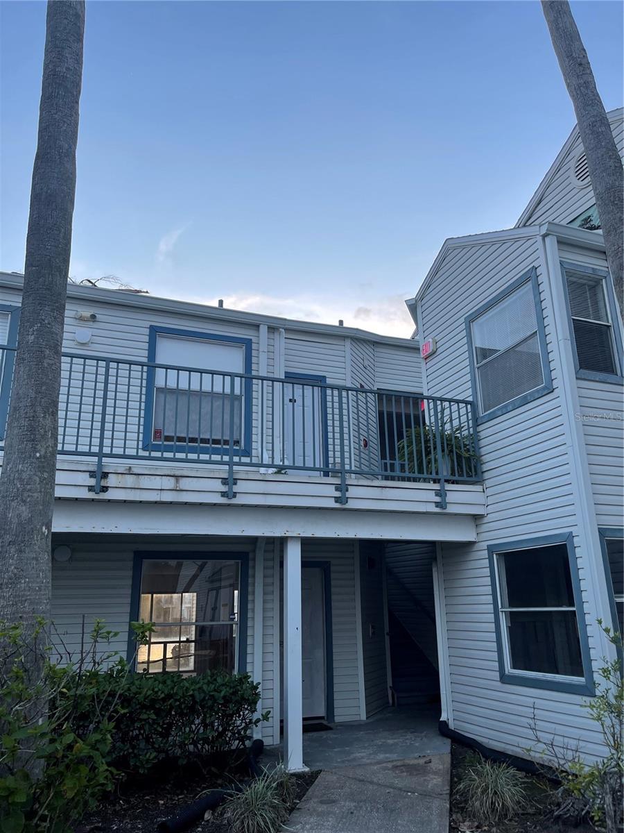 Image 3 of 26 For 2516 Woodgate Boulevard 205