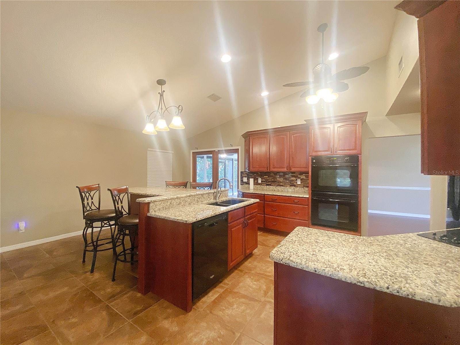 Image 10 of 32 For 994 Country Lake Circle