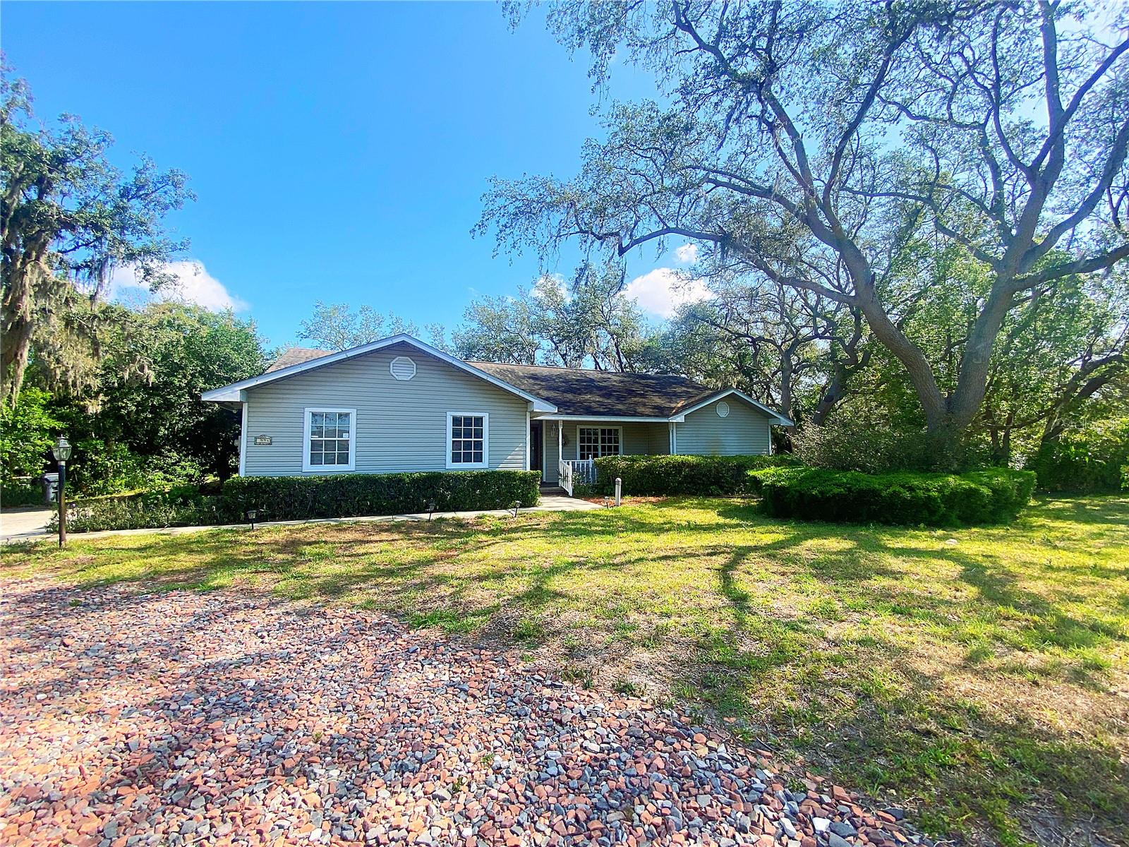 Image 31 of 32 For 994 Country Lake Circle