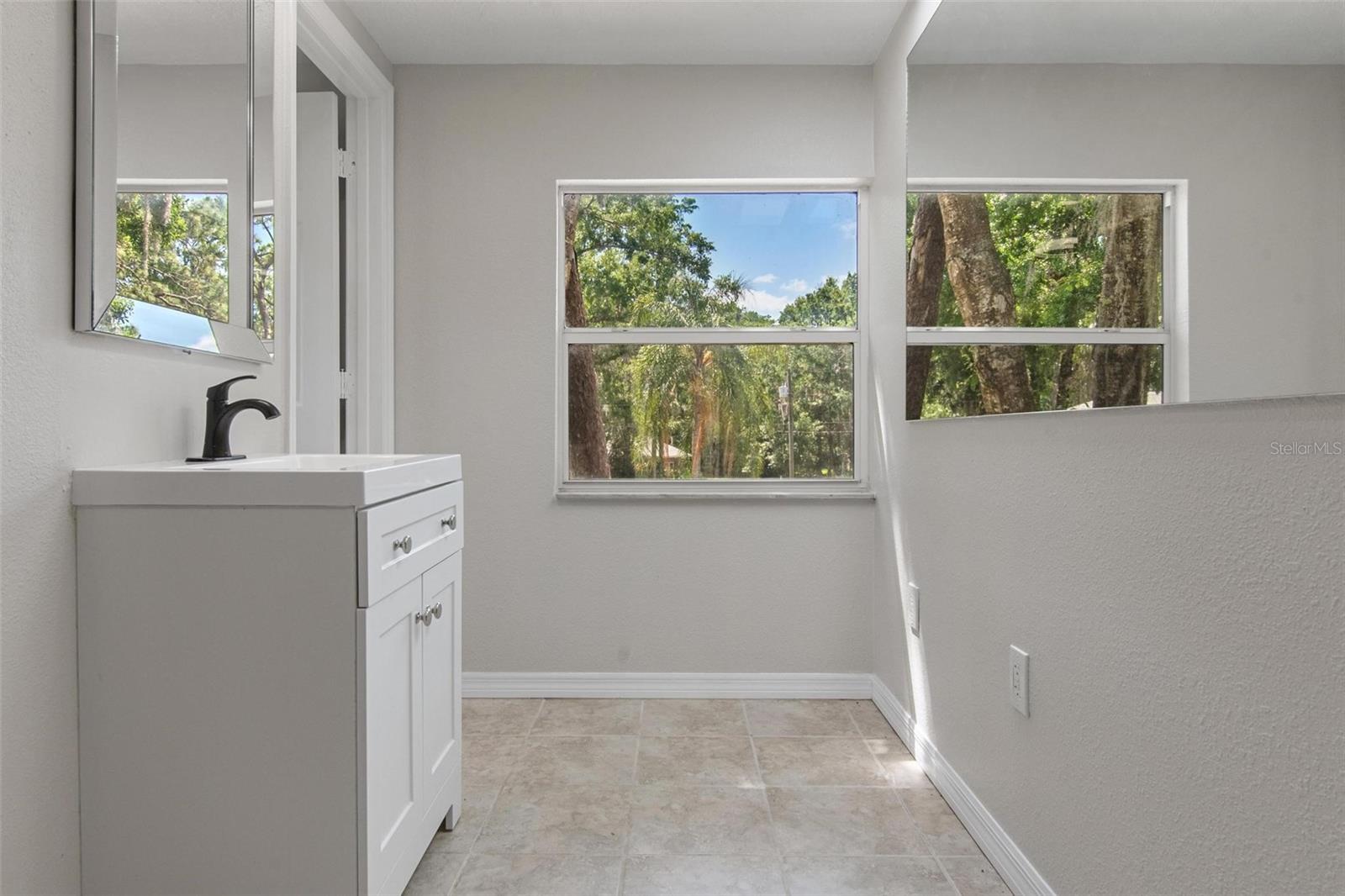 Image 18 of 37 For 6317 Discovery Lane