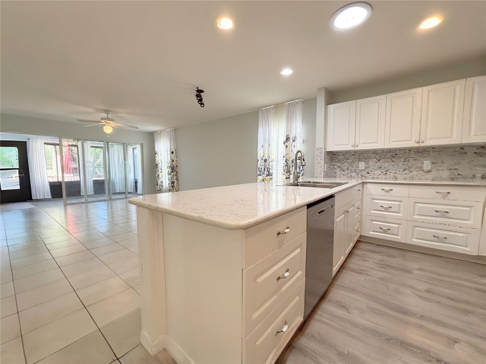 Image 10 of 62 For 4480 Turnberry Lane