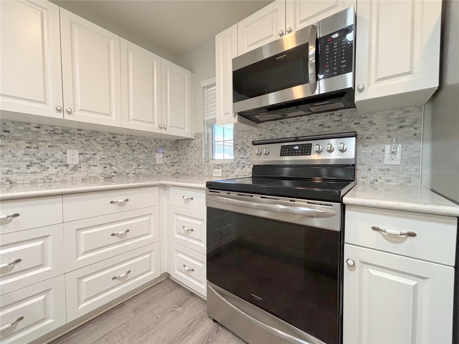 Image 7 of 62 For 4480 Turnberry Lane