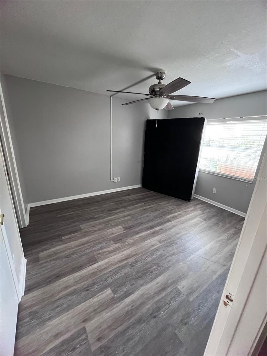 Image 7 of 13 For 817 Orchid Springs Drive