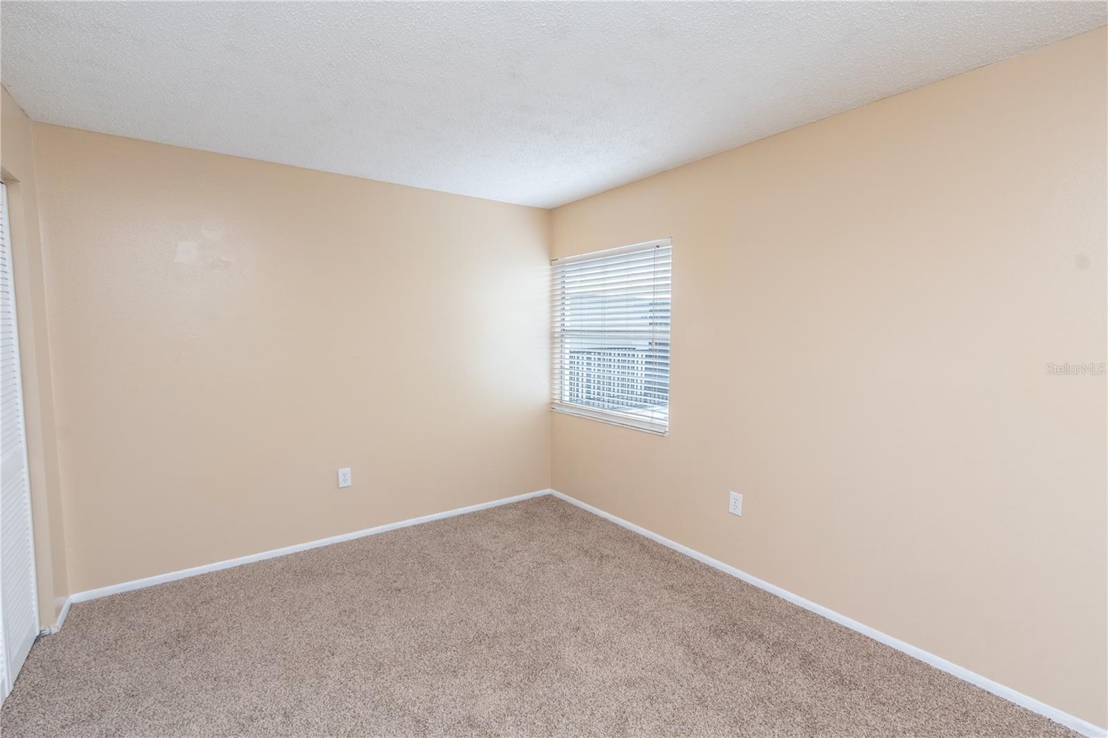 Image 16 of 31 For 1550 11th Street Ne E7