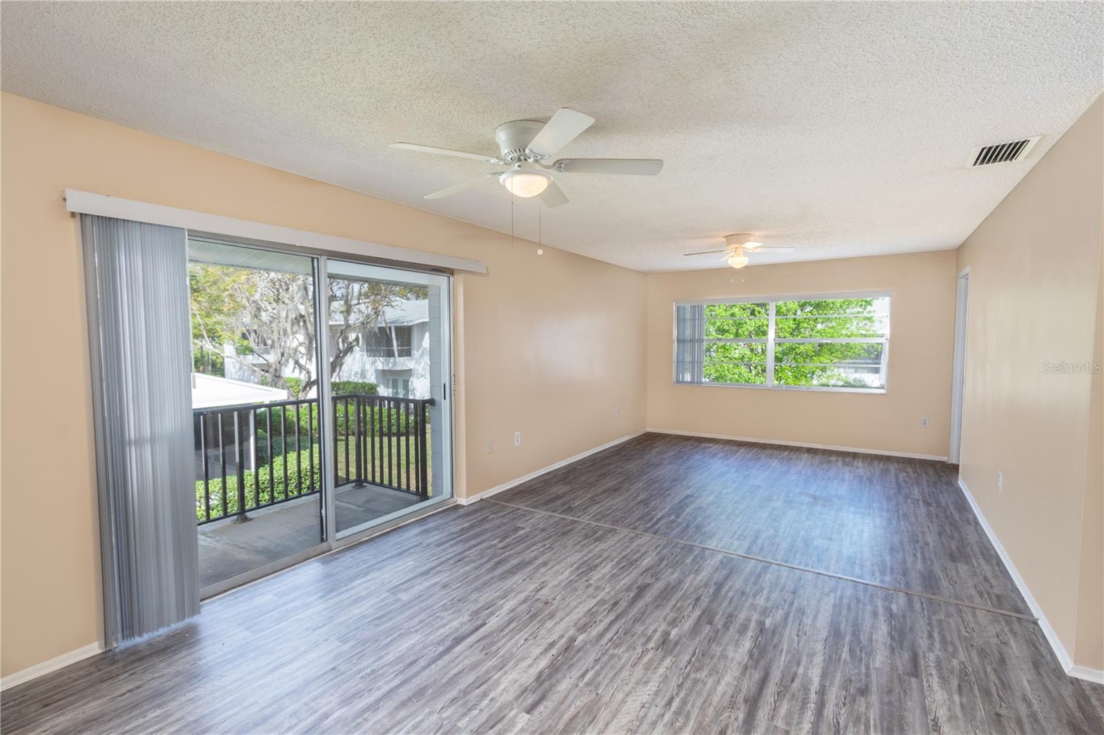 Image 4 of 31 For 1550 11th Street Ne E7