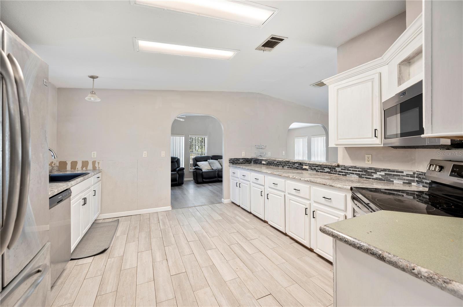 Image 13 of 29 For 2024 Lemon Drive