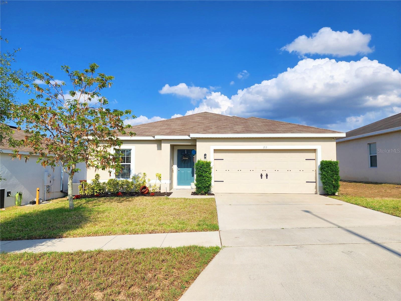 Image 3 of 30 For 213 Tanager Street