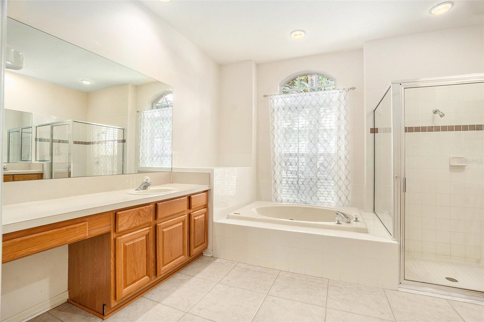 Image 14 of 27 For 11924 Northumberland Drive