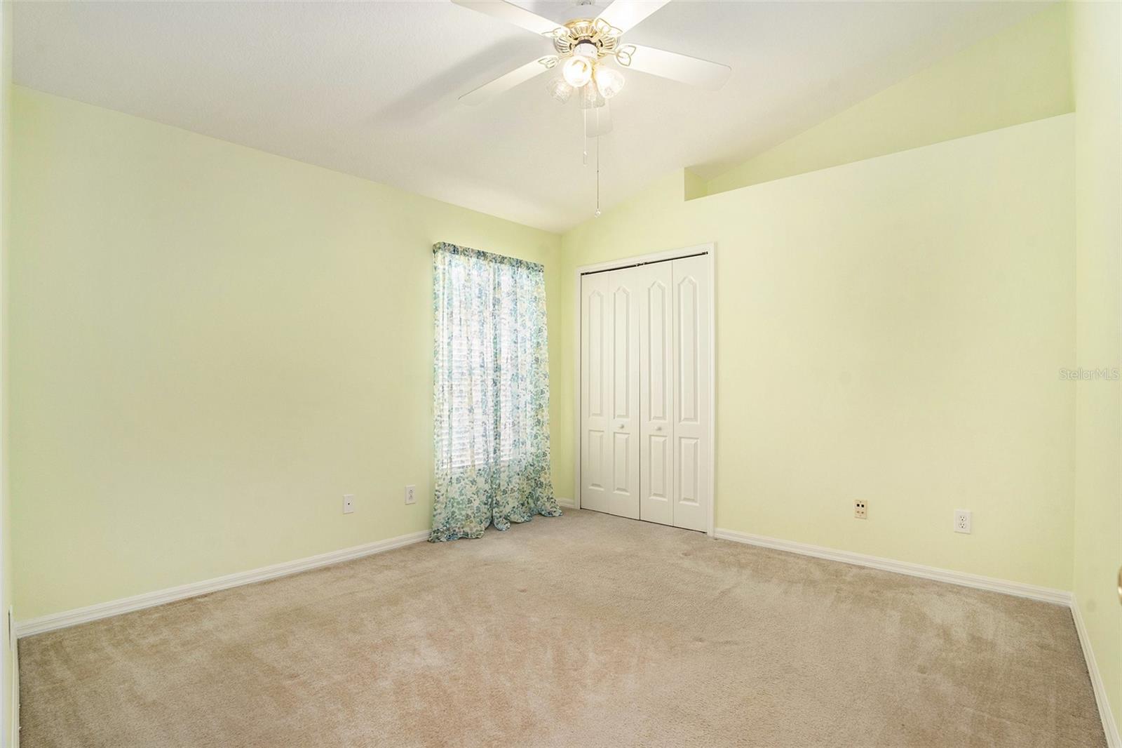 Image 15 of 27 For 11924 Northumberland Drive