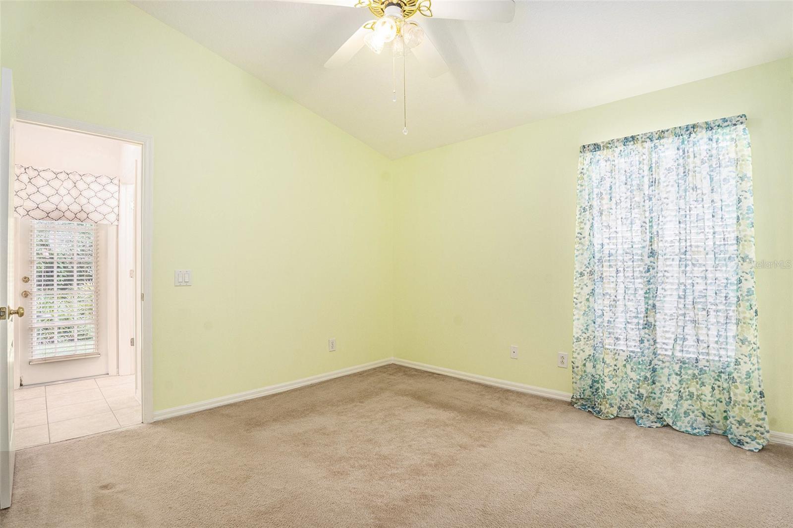 Image 16 of 27 For 11924 Northumberland Drive