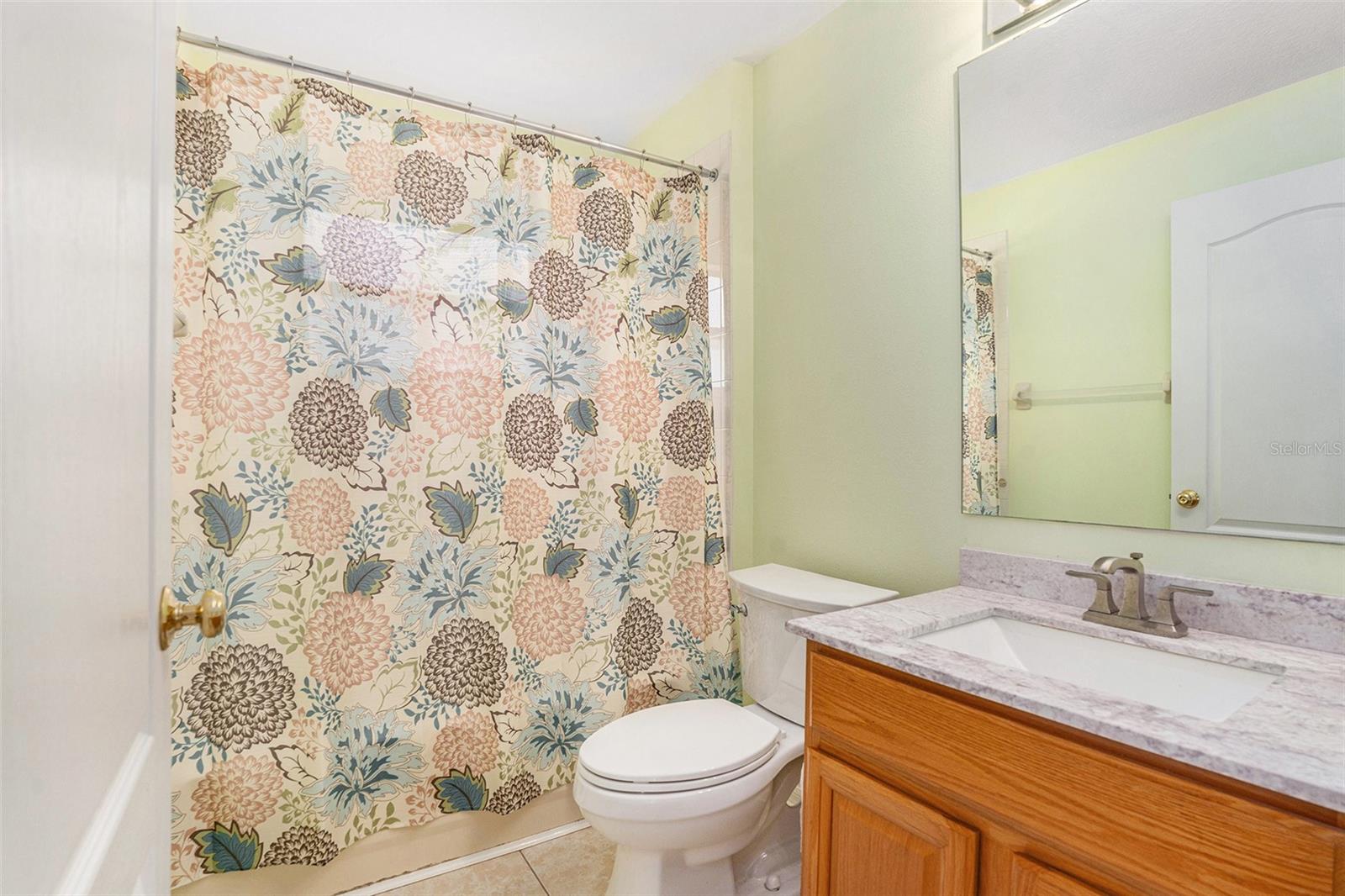 Image 17 of 27 For 11924 Northumberland Drive