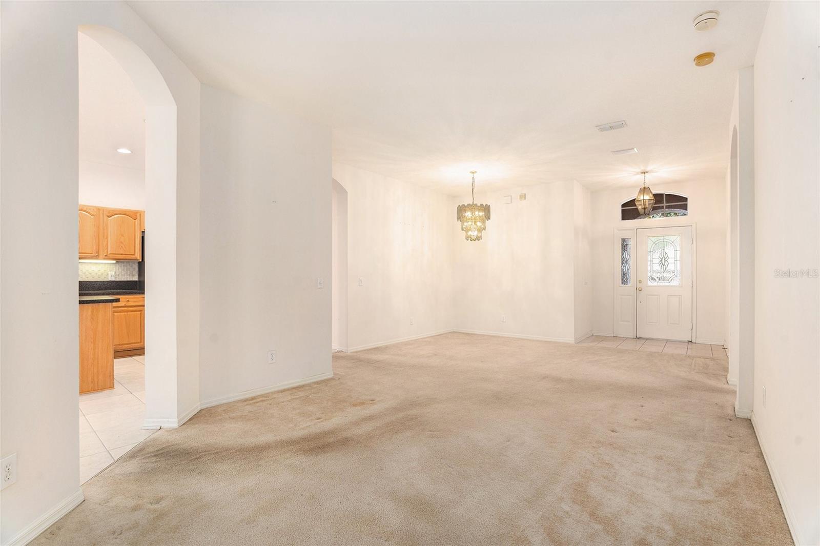 Image 4 of 27 For 11924 Northumberland Drive