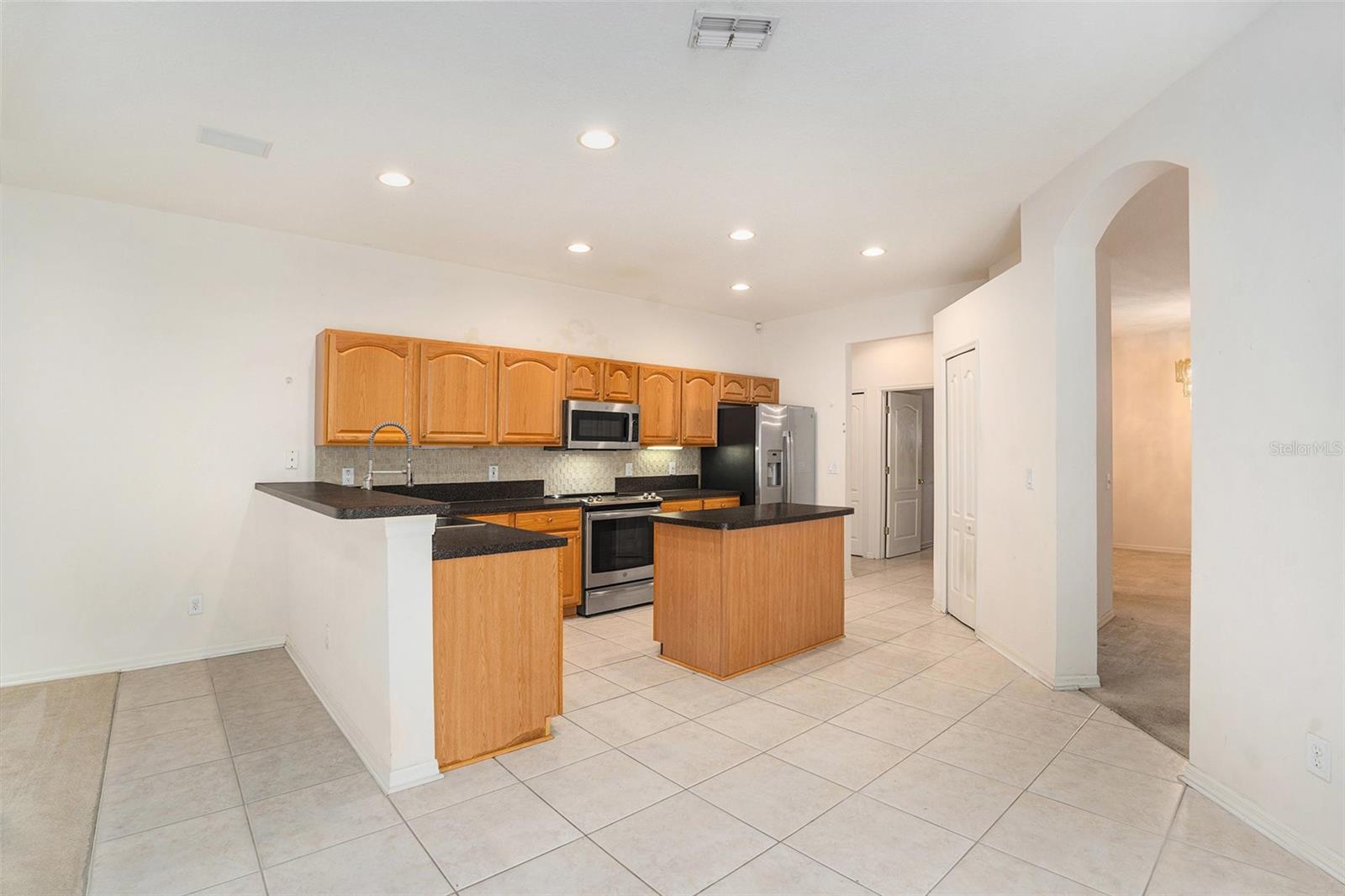 Image 6 of 27 For 11924 Northumberland Drive
