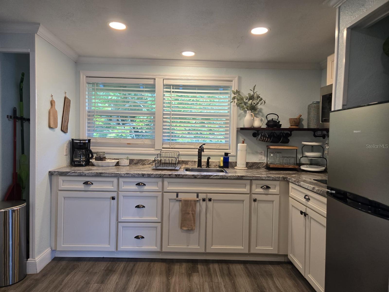 Image 47 of 65 For 2222 12th Street Nw