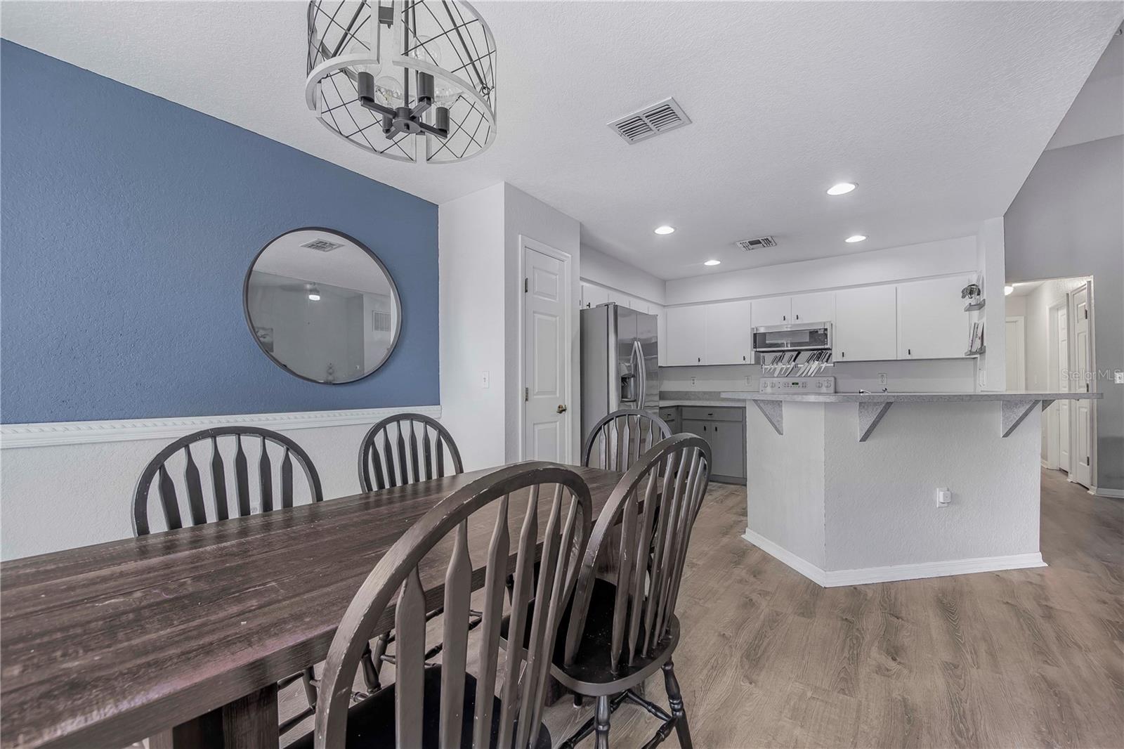 Image 23 of 46 For 7120 Summit Drive