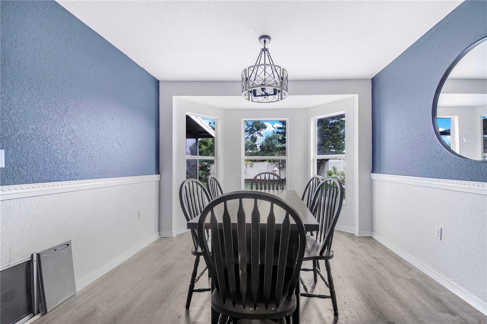 Image 24 of 46 For 7120 Summit Drive