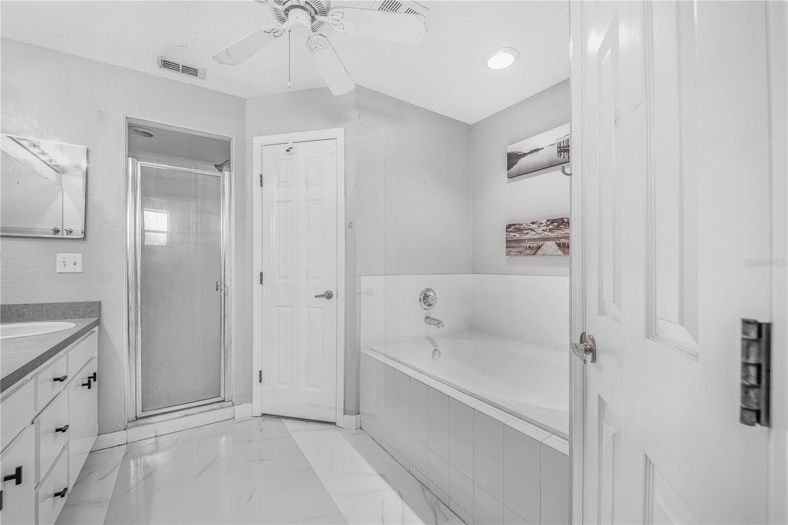 Image 29 of 46 For 7120 Summit Drive