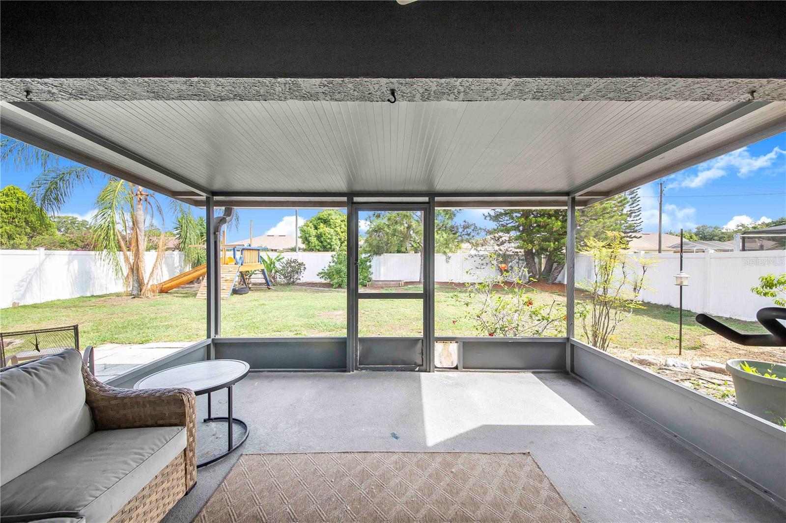Image 41 of 46 For 7120 Summit Drive