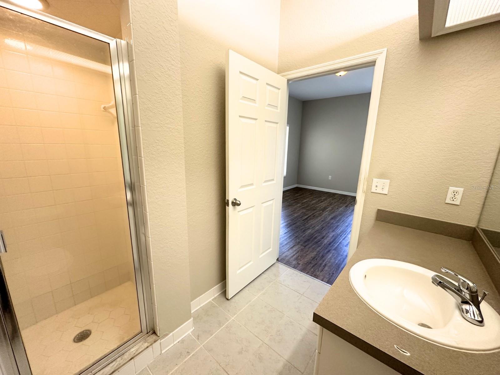 Image 16 of 25 For 1005 Eagle Pond Drive 1005