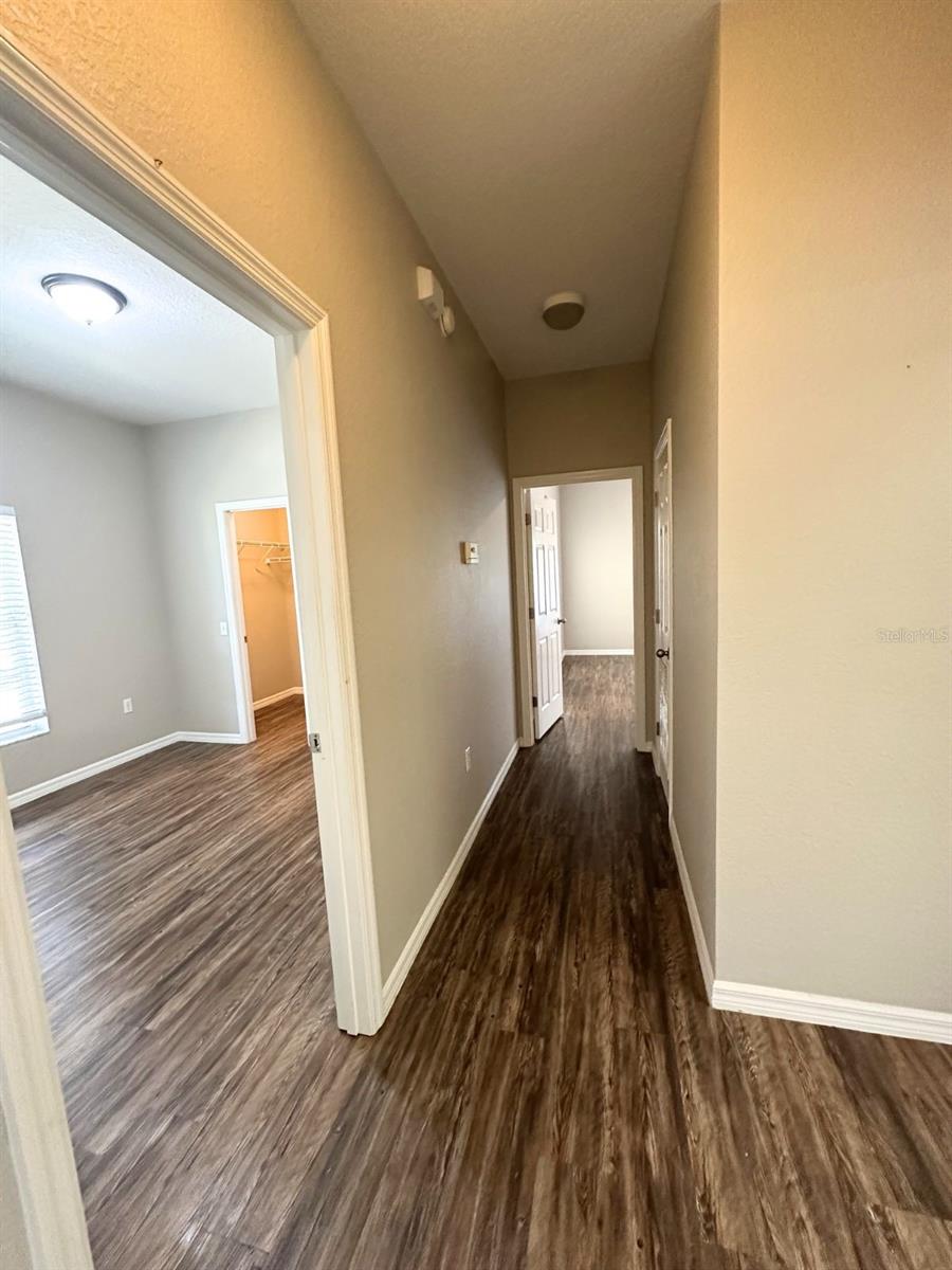 Image 6 of 25 For 1005 Eagle Pond Drive 1005