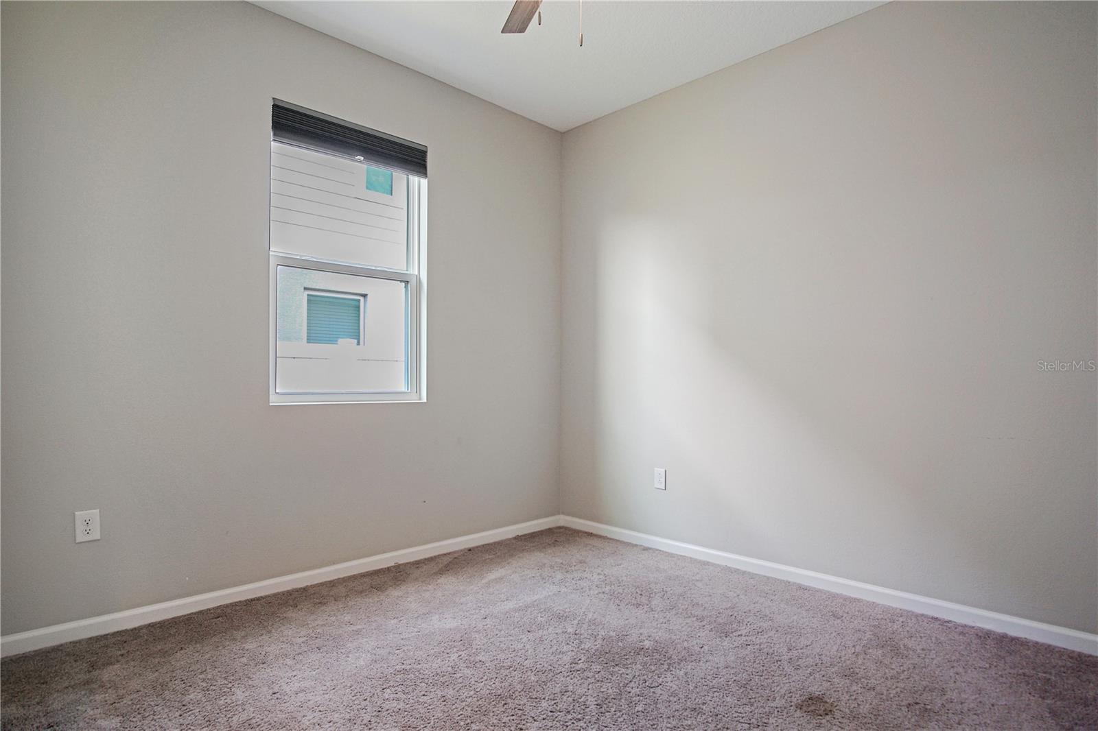 Image 18 of 28 For 1229 Forest Gate Circle