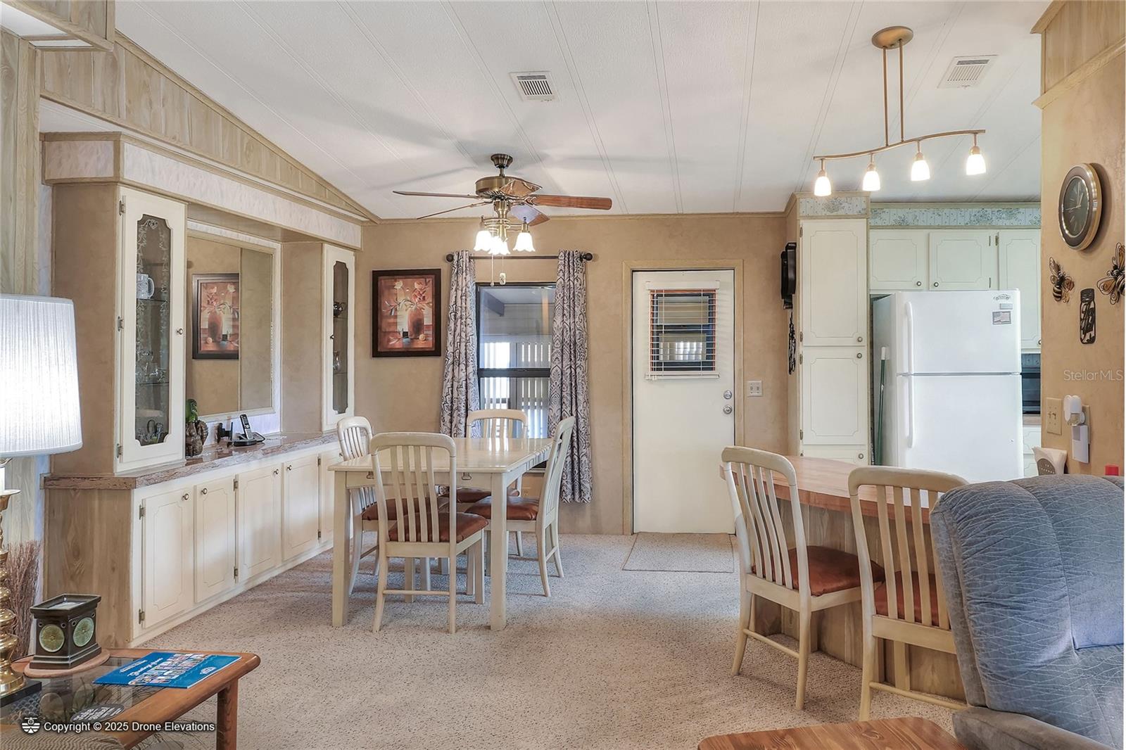 Image 11 of 40 For 6470 Peppertree Path Ne