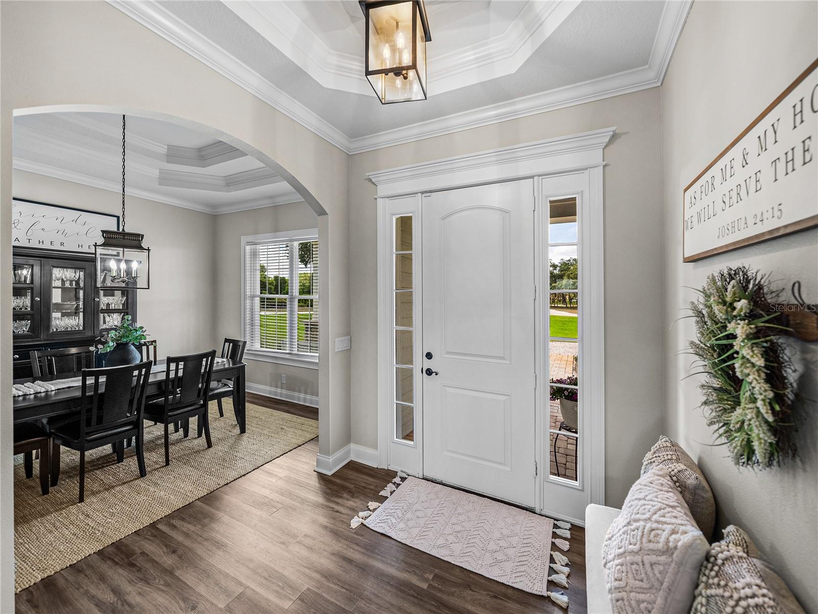 Listing photo id 17 for 3805 Mammoth Grove Road