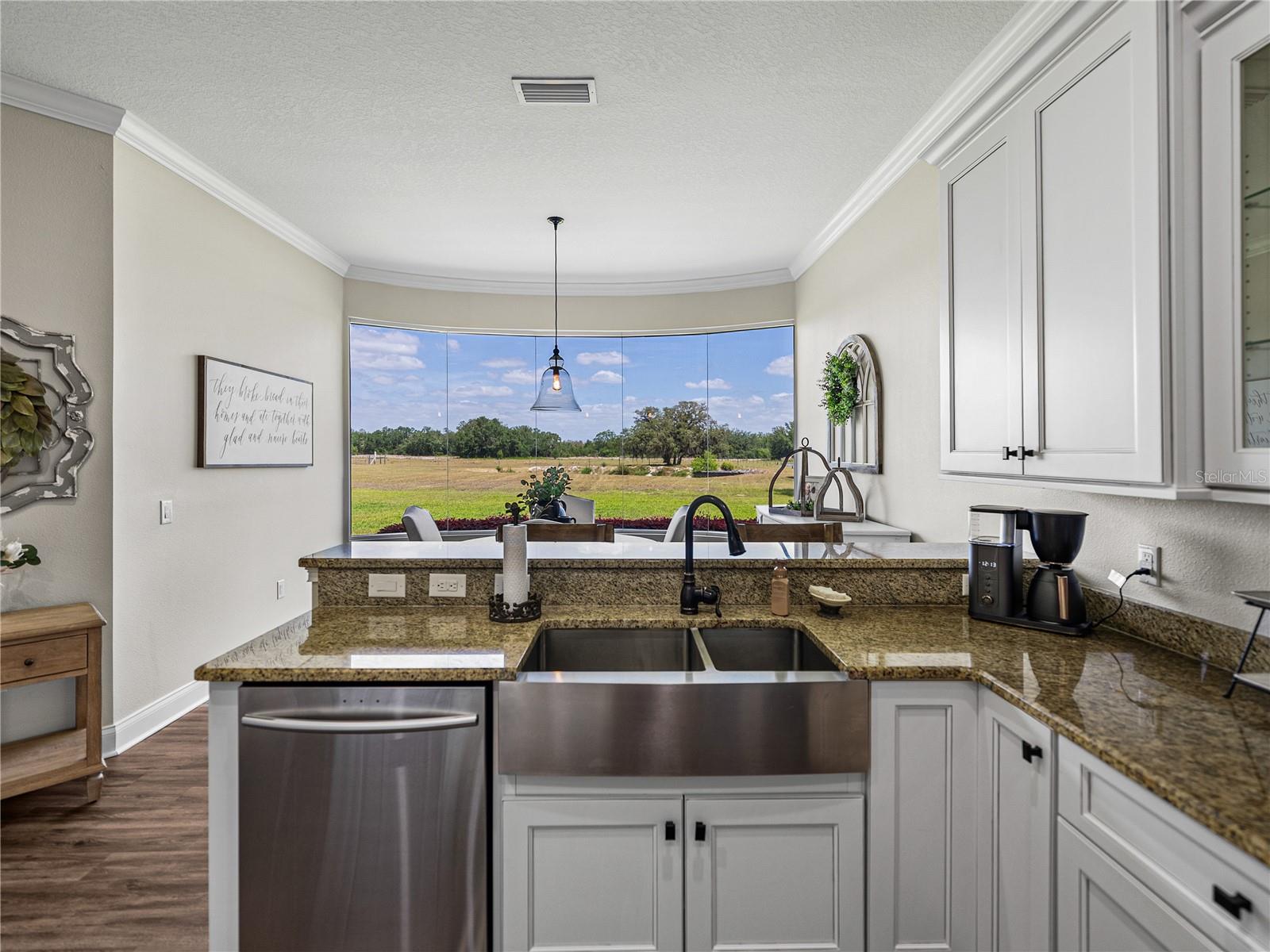 Listing photo id 28 for 3805 Mammoth Grove Road