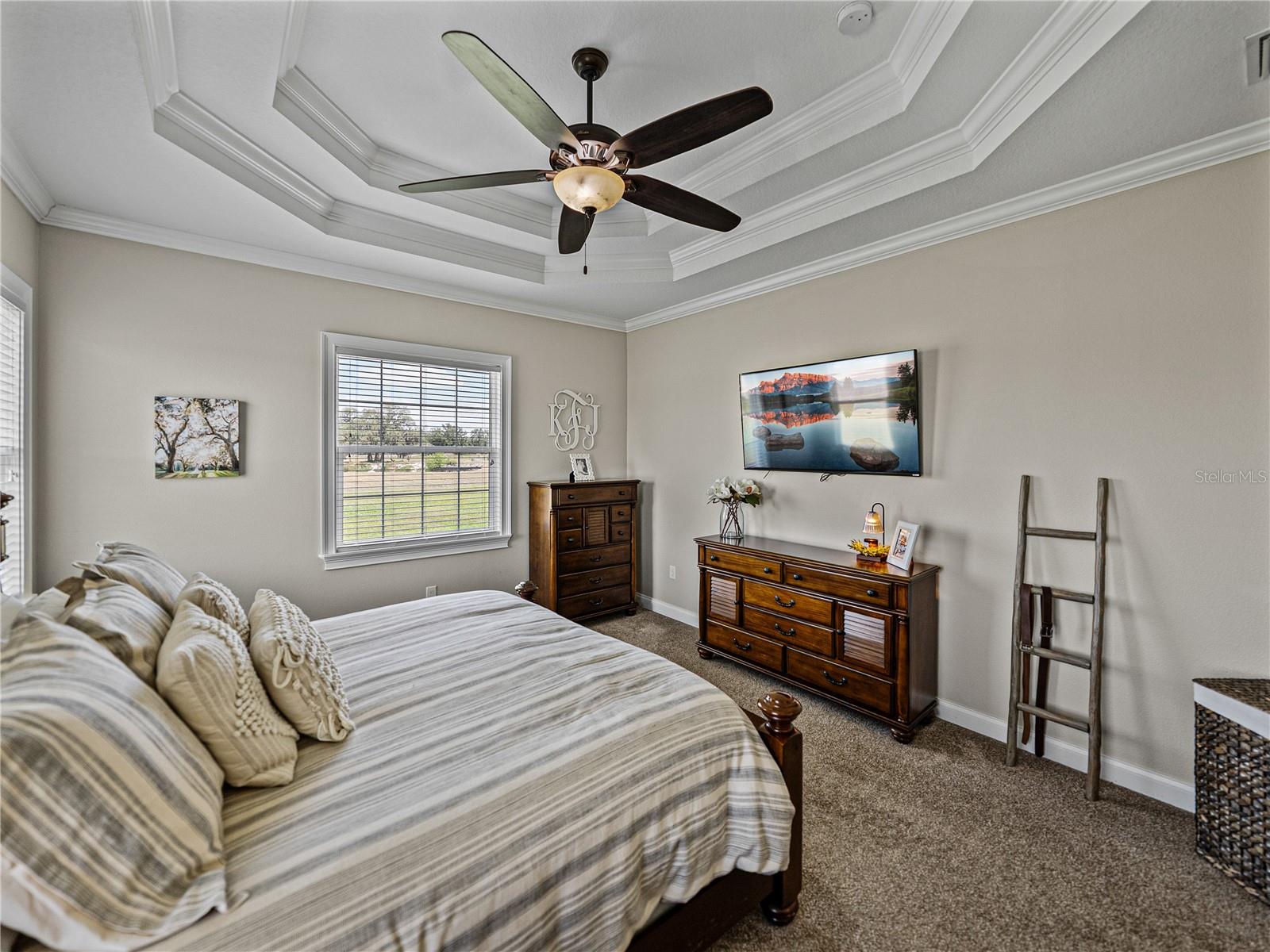 Listing photo id 38 for 3805 Mammoth Grove Road