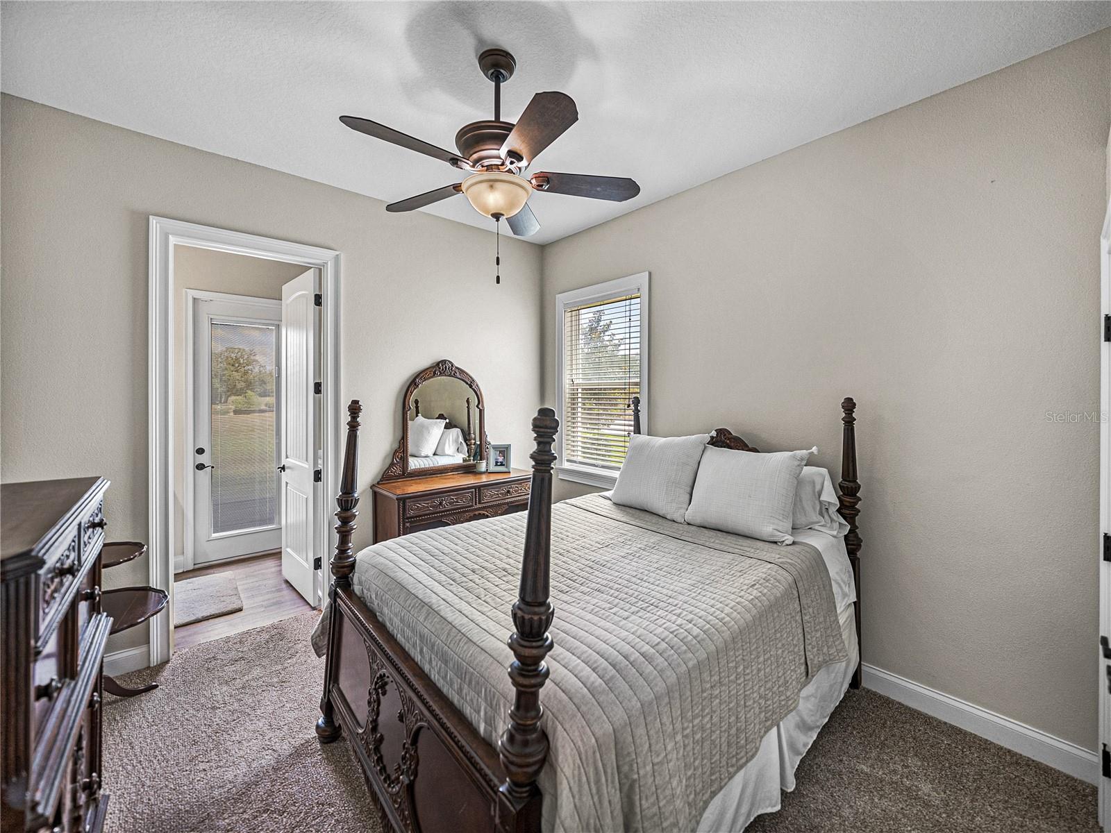 Listing photo id 47 for 3805 Mammoth Grove Road