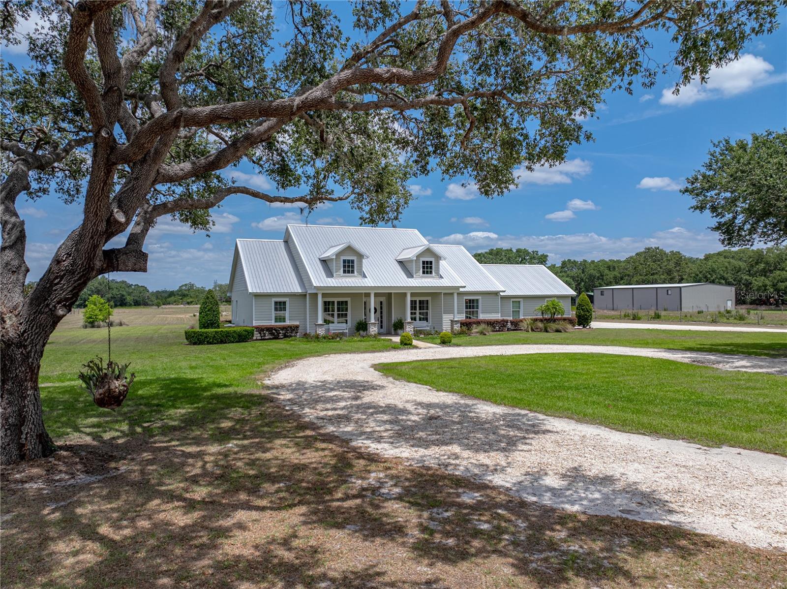 Listing photo id 3 for 3805 Mammoth Grove Road