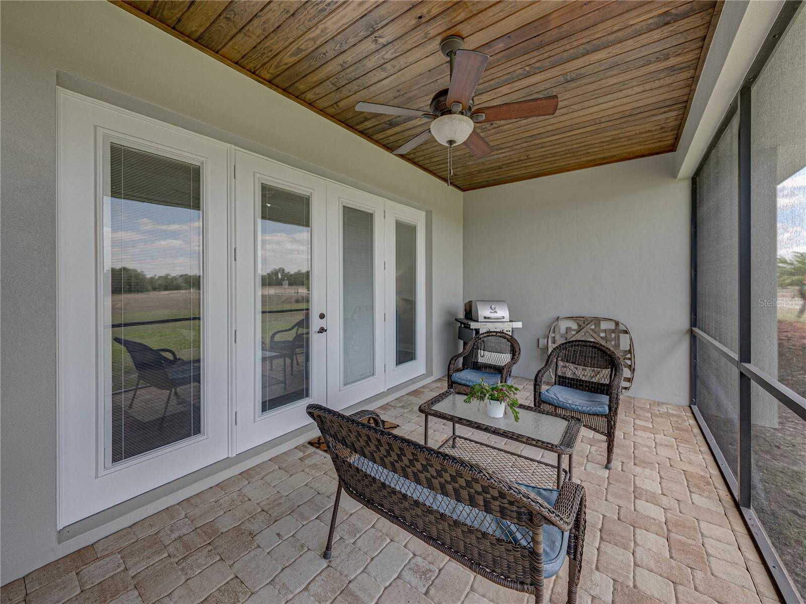 Listing photo id 52 for 3805 Mammoth Grove Road