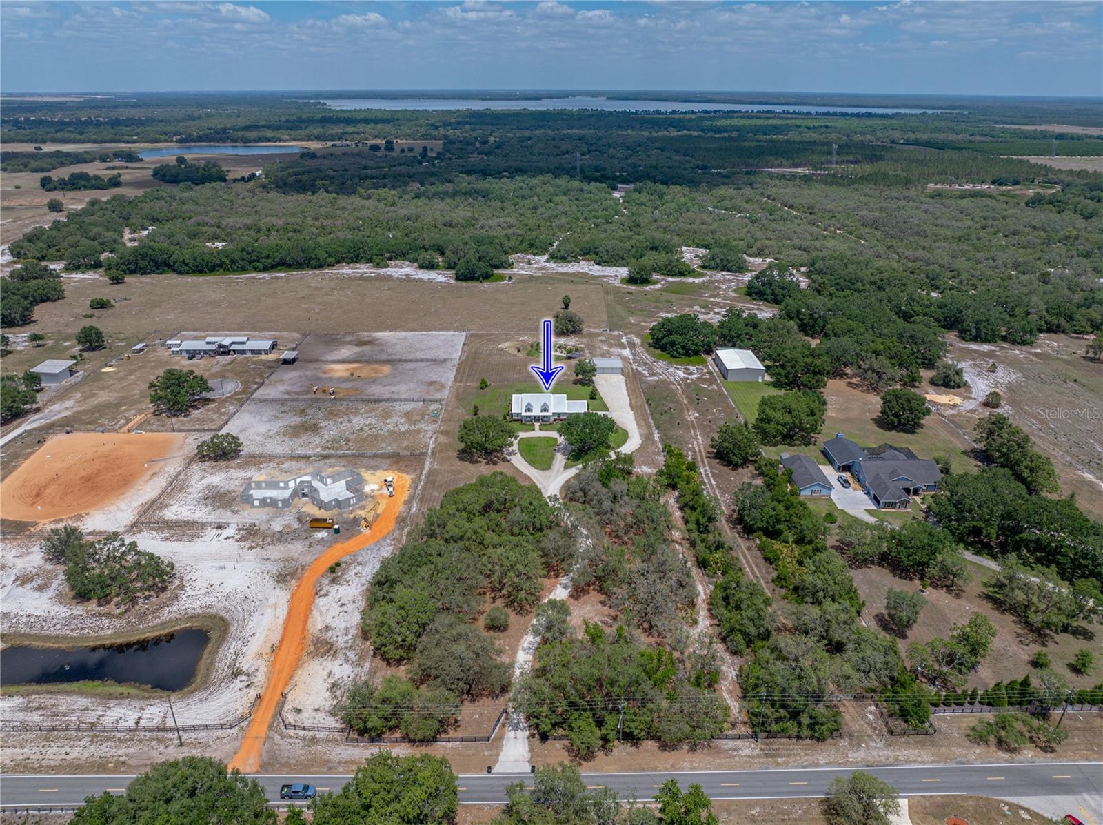 Listing photo id 7 for 3805 Mammoth Grove Road