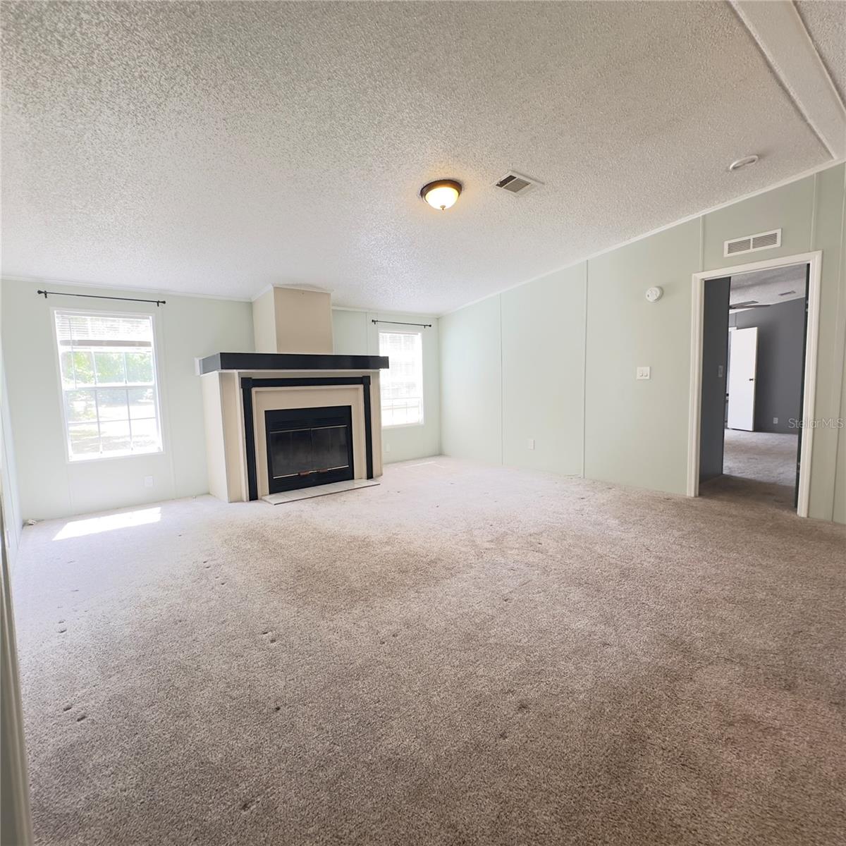 Image 15 of 44 For 6834 Glen Meadow Drive
