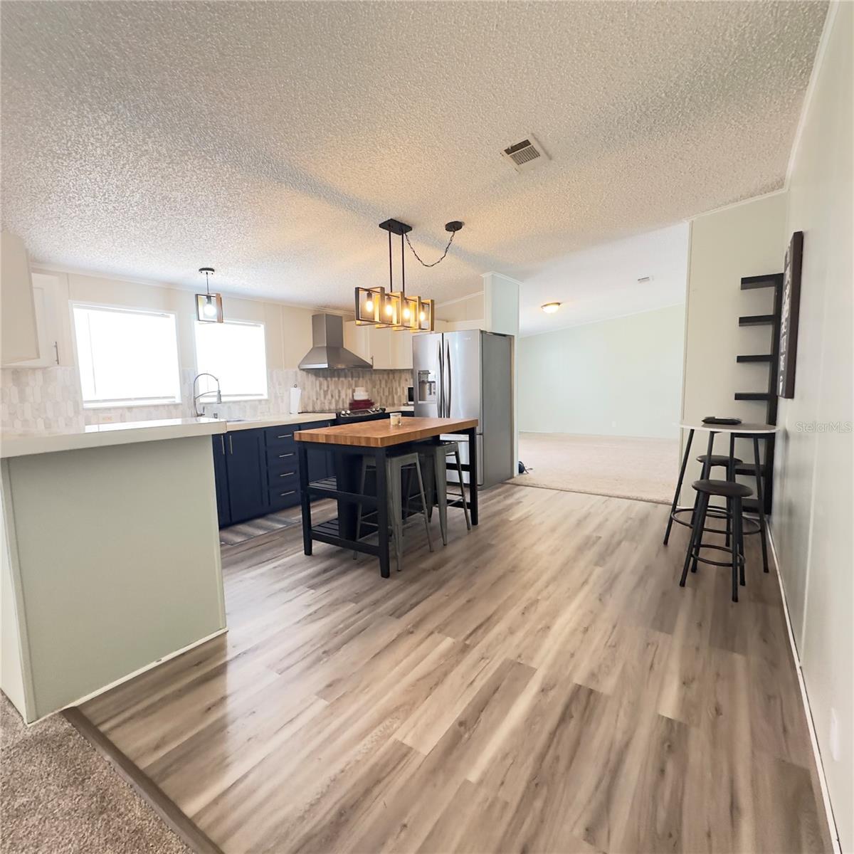 Image 8 of 44 For 6834 Glen Meadow Drive