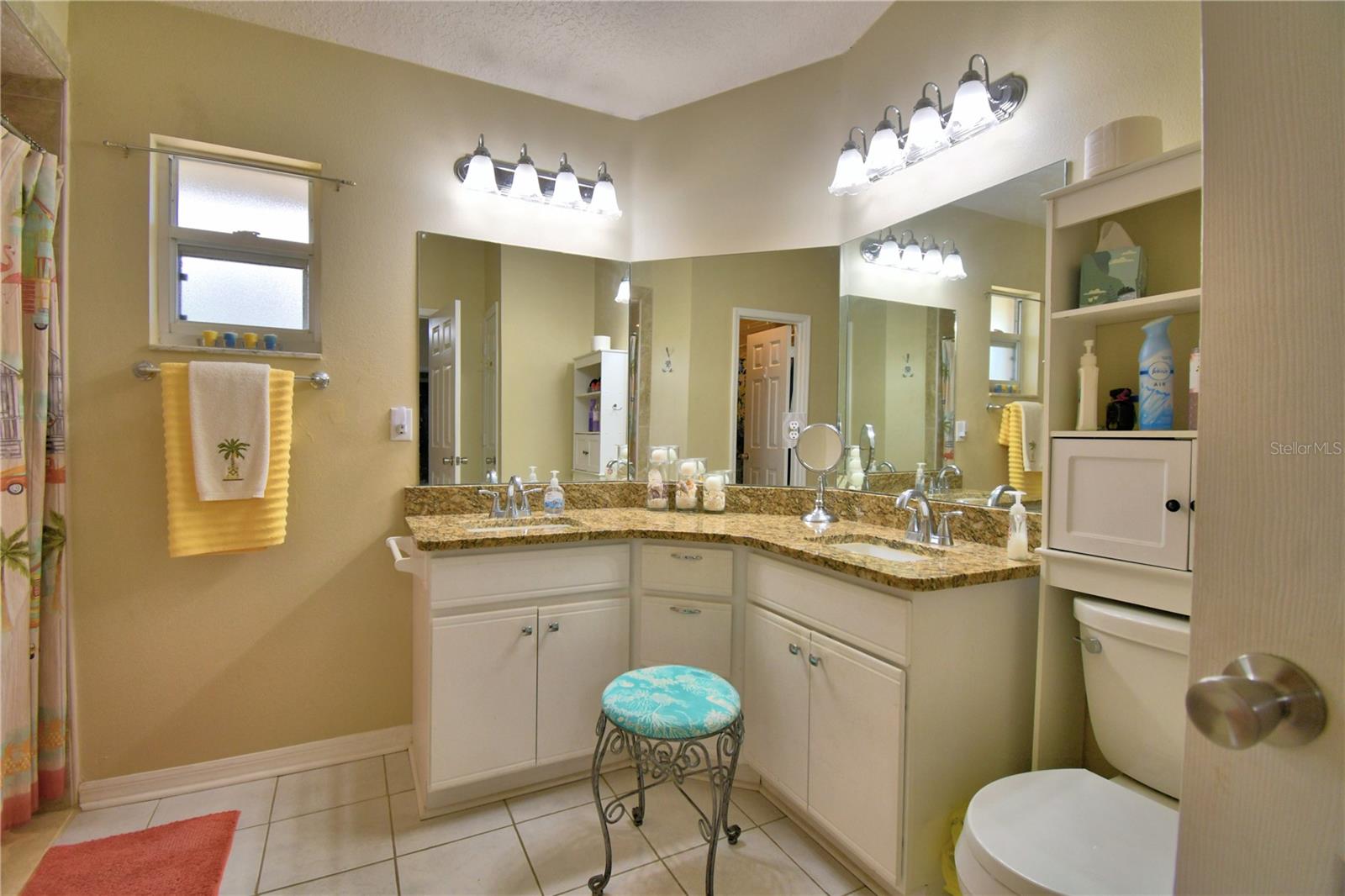 Image 31 of 68 For 492 Sweetwater Way