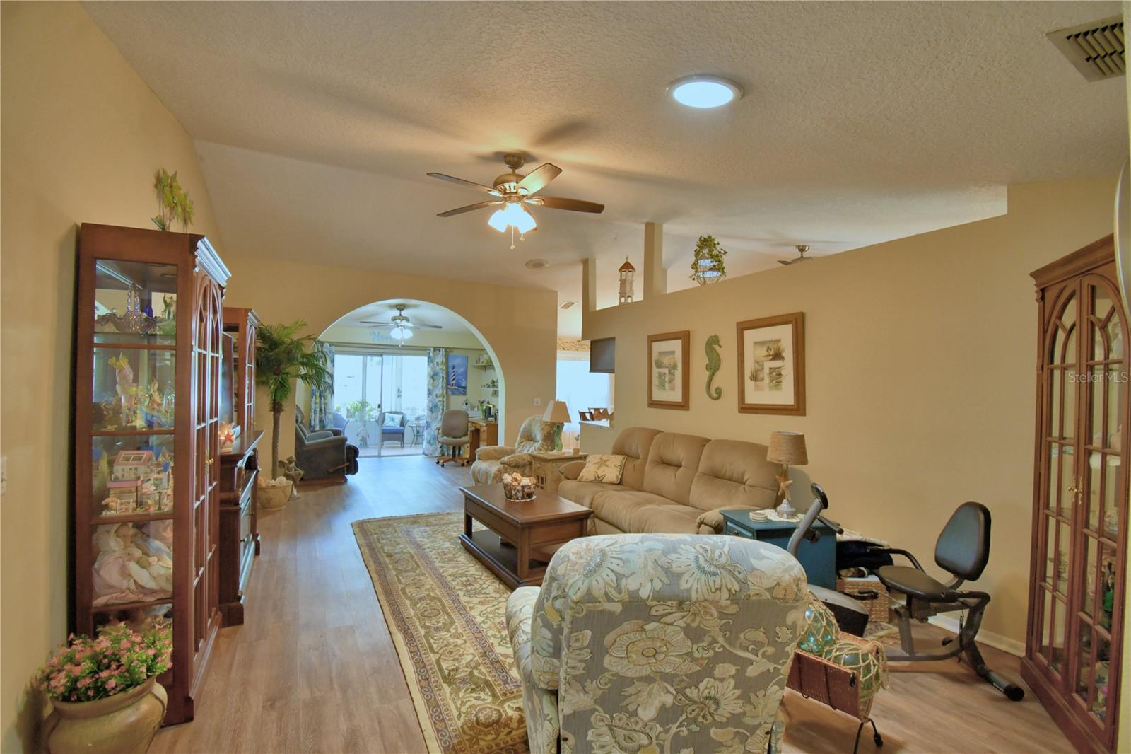 Image 6 of 68 For 492 Sweetwater Way