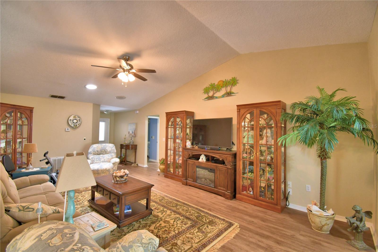 Image 9 of 68 For 492 Sweetwater Way